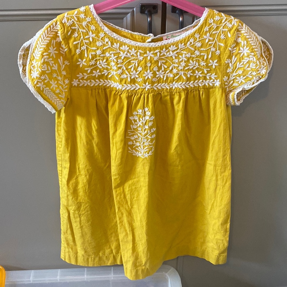 Beautiful embroidered Bonpoint dress.